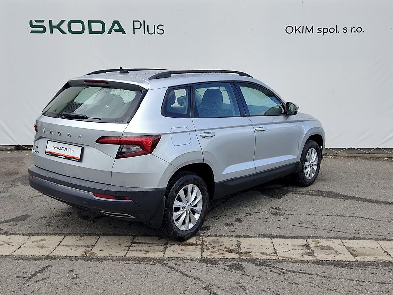 Škoda Karoq (2021) Active 1,5 Tsi - fotka 2 z 34