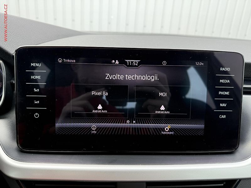 Škoda Kamiq (2021) 1.0 TSi, Business, DSG, LED - fotka 17 z 20