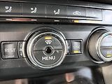 Škoda Superb 2,0 TDI,110KW,NAVI,VÝHŘEV, - náhled 34