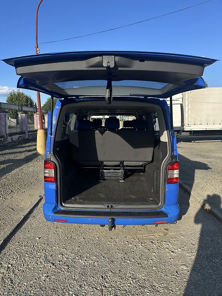 Volkswagen Caravelle (2005) 2.5 TDI 128kw 4x4 8 míst - fotka 5 z 19