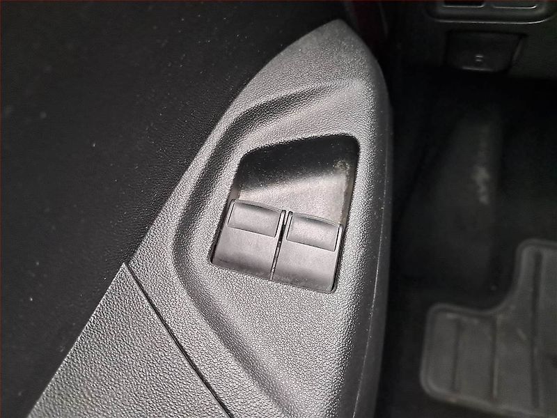 Toyota Aygo (2019) 1.0 VVT-i, Tempomat - fotka 17 z 18