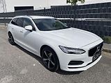 Volvo V90 (2019) 2.0 D4 140kW MOMENTUM - náhled 1
