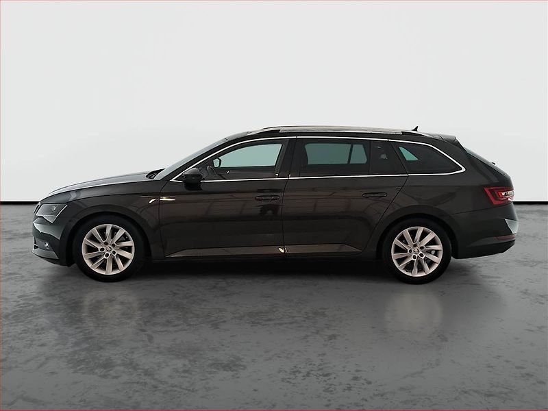 Škoda Superb (2017) 2.0 TDI, Automat, Navi, Xenony - fotka 3 z 18