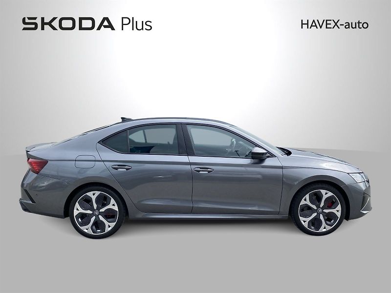 Škoda Octavia (2025) 2.0 TSI DSG RS - fotka 37 z 39