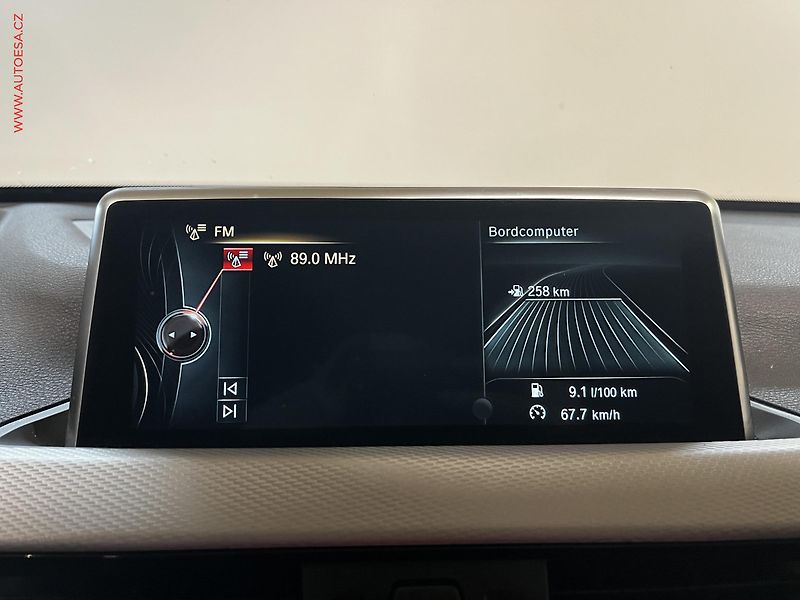 BMW X1 (2016) 2.0 xDrive, M Sport, AT, LED - fotka 13 z 20