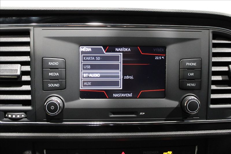 Seat Leon 1,4 TGi Style LED CZ původ - fotka 23 z 29