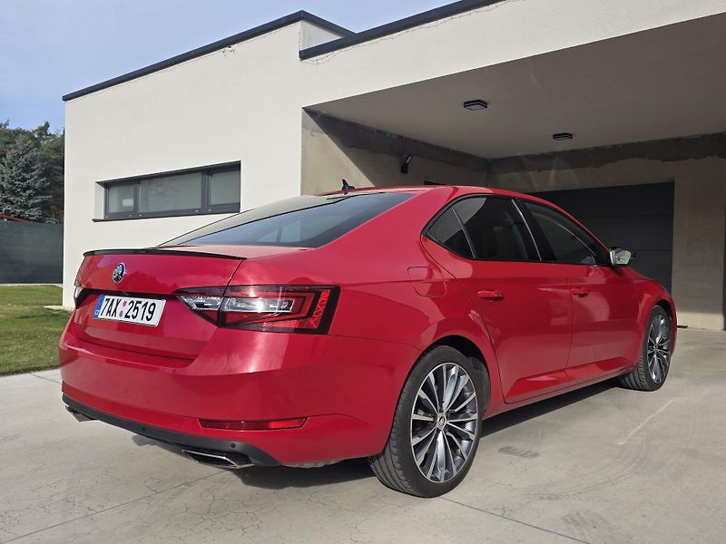 Škoda Superb (2018) L&K DSG | DCC | Odpočet - fotka 6 z 18
