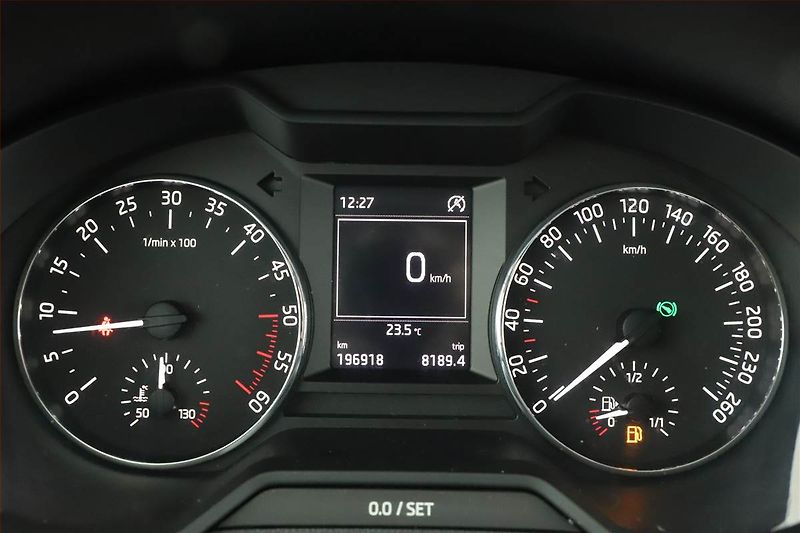 Škoda Octavia (2014) 1.6 TDI, Automat, Tempomat - fotka 8 z 15