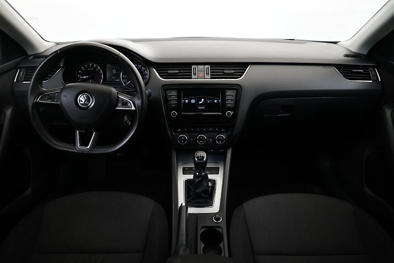 Škoda Octavia - fotka 5 z 24