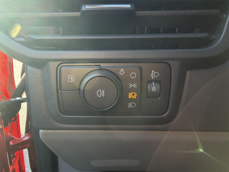 Ford Tourneo Custom (2026) Titanium X L2, Tourneo, 2.5 Du - fotka 18 z 22