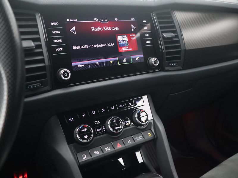 Škoda Kodiaq 2,0 TDI 147kW Sportline 4x4 DP - fotka 18 z 31