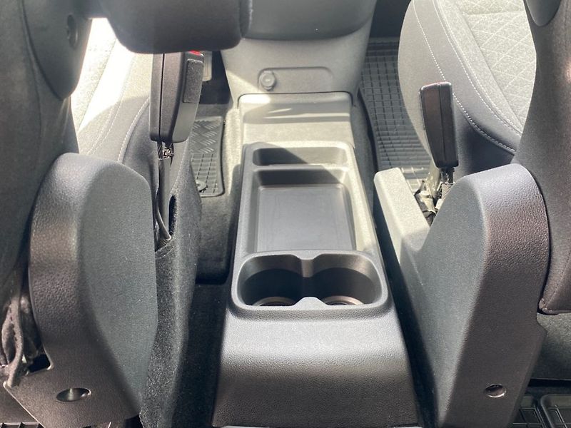 Opel Combo (2024) XL 1,5CDTI (96kW)7Míst - fotka 32 z 38