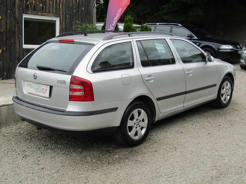 Škoda Octavia (2005) 1.9 TDI 77kW BEZ DPF - fotka 11 z 39
