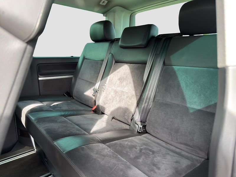 Volkswagen Multivan - fotka 19 z 23