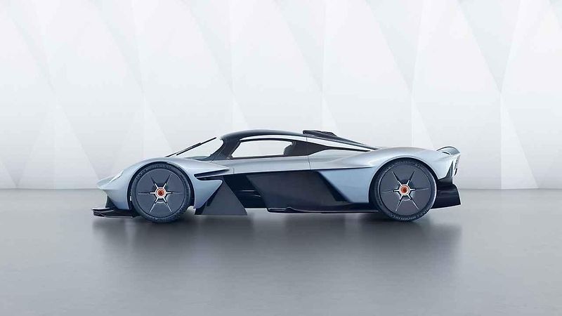 Aston Martin Valkyrie.