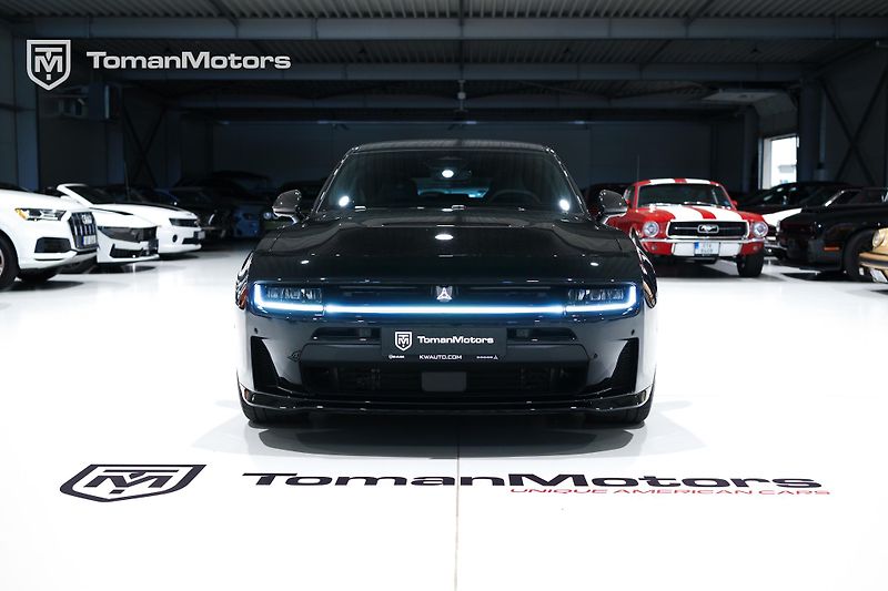 Dodge Charger (2026) 550 Hp, ScatPack, Sport. sed.  - fotka 2 z 19