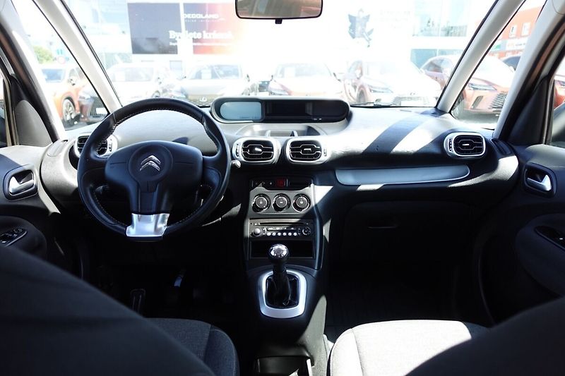 Citroën C3 Picasso 1,4VTi 70kW M/T Exclusive - fotka 15 z 26