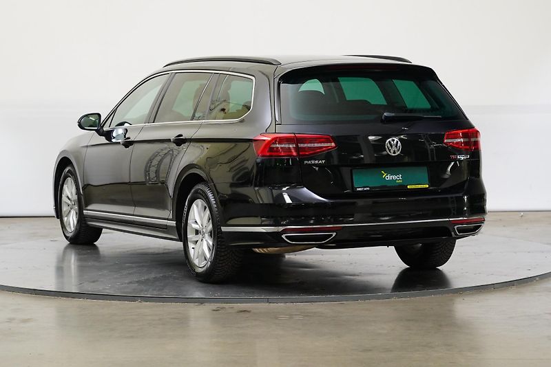 Volkswagen Passat - fotka 7 z 27