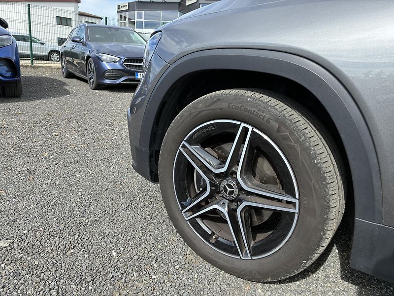 Mercedes-Benz GLB (2024) 200d 4MATIC - fotka 12 z 14