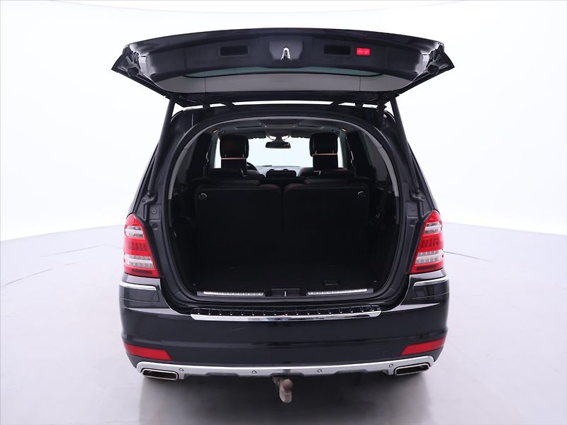 Mercedes-Benz GL 350 3,0 155kW 4Matic 7.míst - fotka 9 z 41