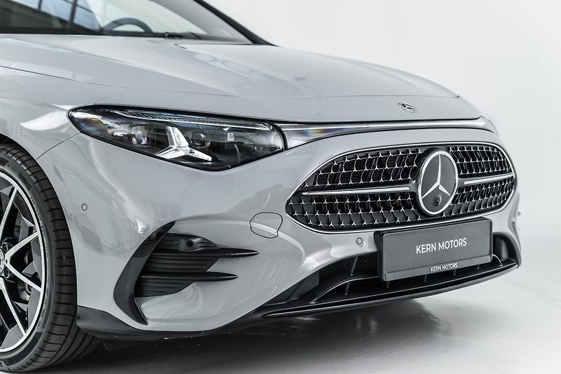 Mercedes-Benz CLA 220 AMG*4MATI*Superscreen*Pano - fotka 10 z 38