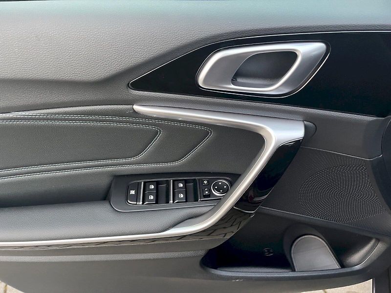 Kia XCeed (2025) - fotka 15 z 34