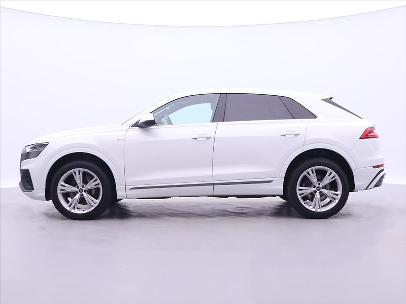 Audi Q8 3,0 250 kW 4x4  DPH - fotka 4 z 38