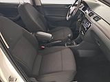 Škoda Rapid (2016) Spaceback 1.2 TSI, ČR,1.maj - náhled 9