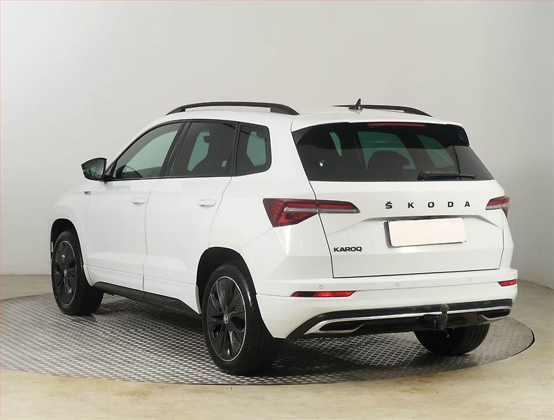 Škoda Karoq (2023) Sportline 1.5 TSI - fotka 4 z 24