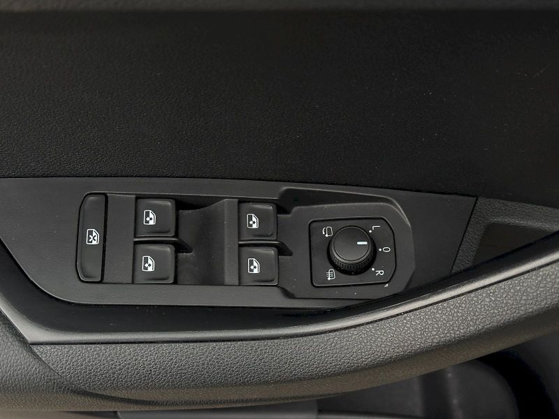 Škoda Karoq (2023) 1.5 TSI 110 kW DSG Style - fotka 7 z 25