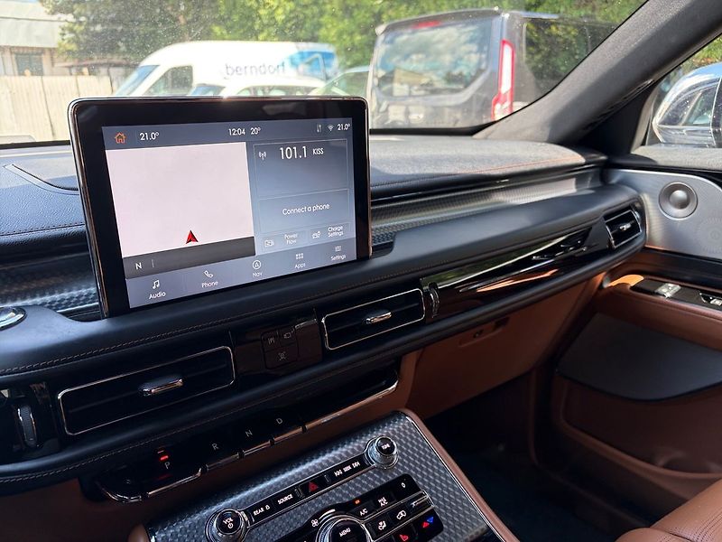 Lincoln Aviator 3,0 PHEV 4x4, - fotka 15 z 20