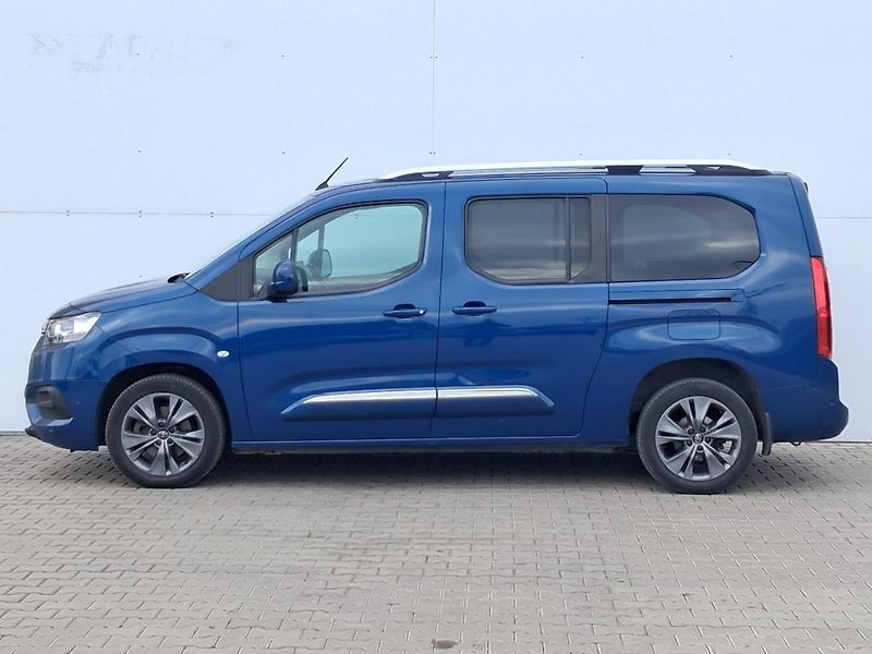 Toyota ProAce City Verso 1.5 D-4D Family Comfort AT - fotka 3 z 28