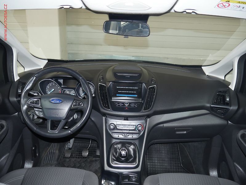 Ford C-MAX (2019) 1.0 EB, 1.maj,ČR, AC, park - fotka 8 z 19