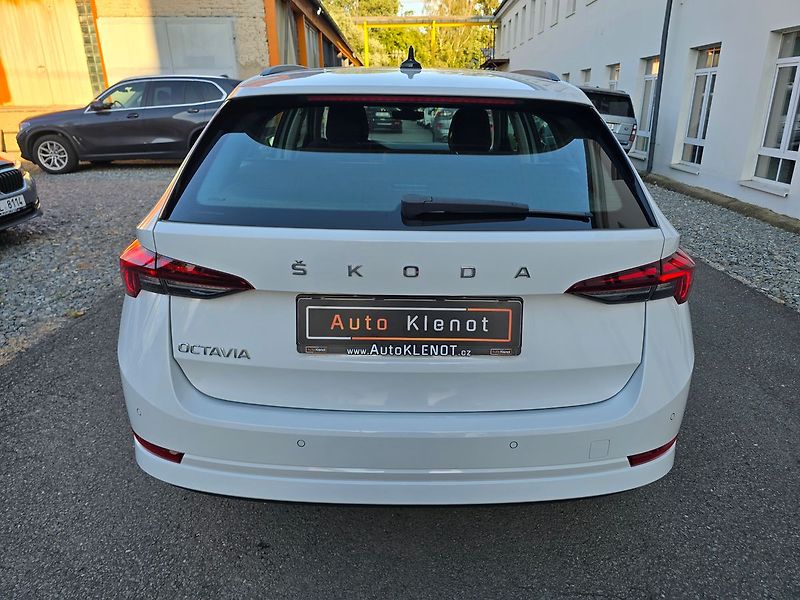 Škoda Octavia 2.0TDi 110kW DSG 1.Maj. ČR - fotka 6 z 39