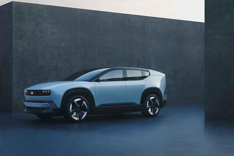 Prototypy Honda 0 SUV a 0 Saloon