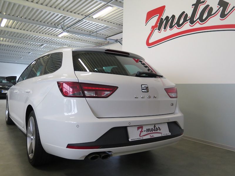 Seat Leon (2015) 2.0TDI FR,klima,navi,servis - fotka 28 z 29