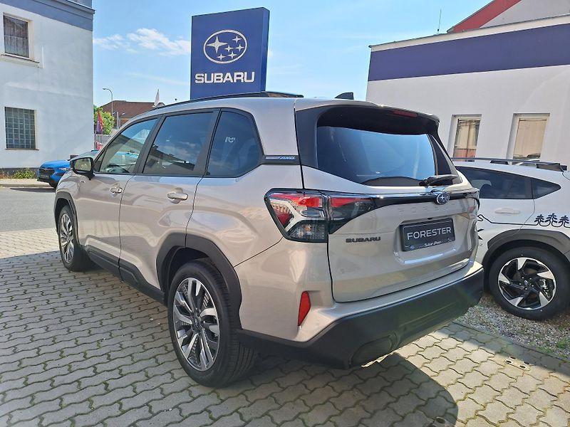 Subaru Forester (2026) Touring -67.000 Kč - fotka 3 z 5