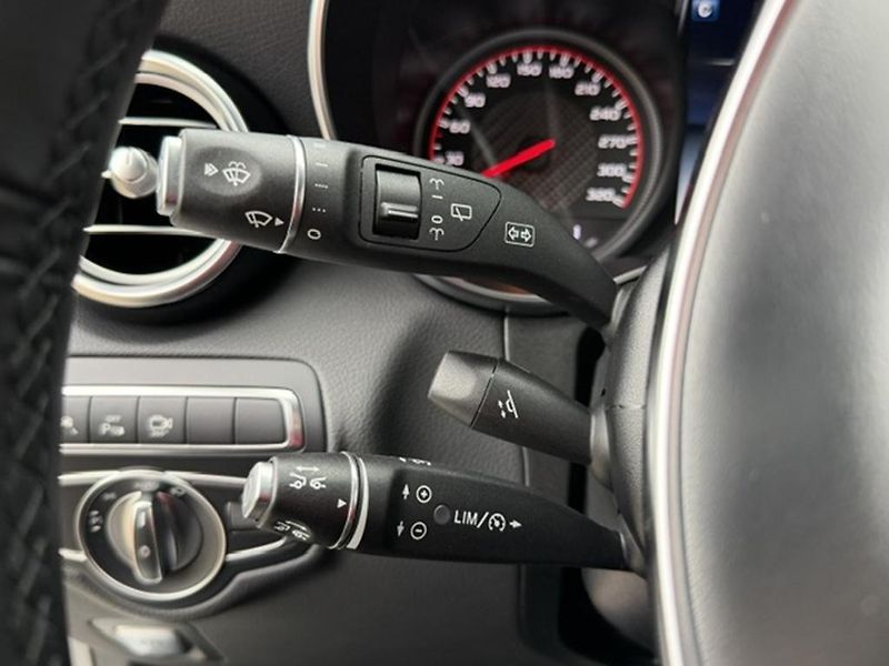 Mercedes-Benz GLC AMG GLC 63S 4MATIC+ V8 BITURBO - fotka 22 z 46