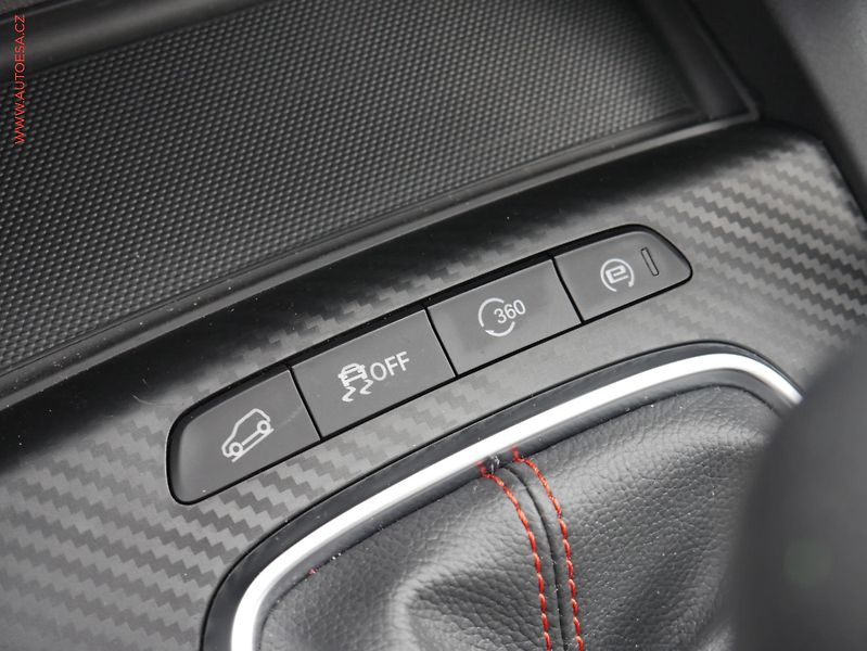 MG ZS (2022) 1.0 TGi, 1.maj,ČR, Exclusive - fotka 23 z 28