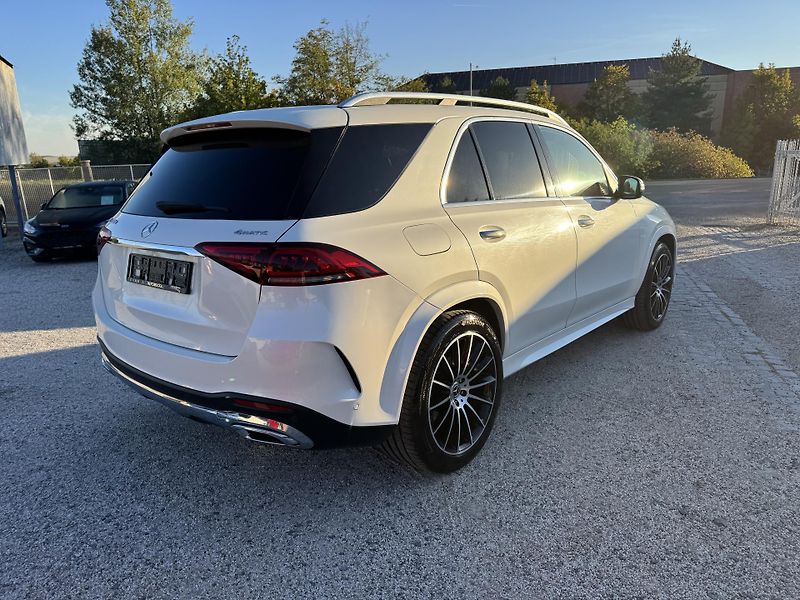 Mercedes-Benz GLE (2020) 400 D 4MATIC, 3.0 243 KW  - fotka 8 z 27