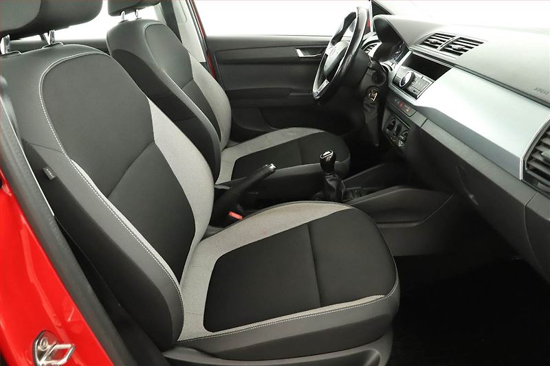Škoda Fabia (2017) 1.2 TSI - fotka 7 z 12
