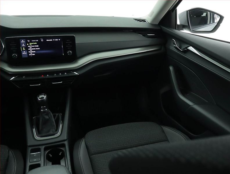Škoda Octavia (2022) Ambition 2.0 TDI, ČR,1.maj - fotka 8 z 15