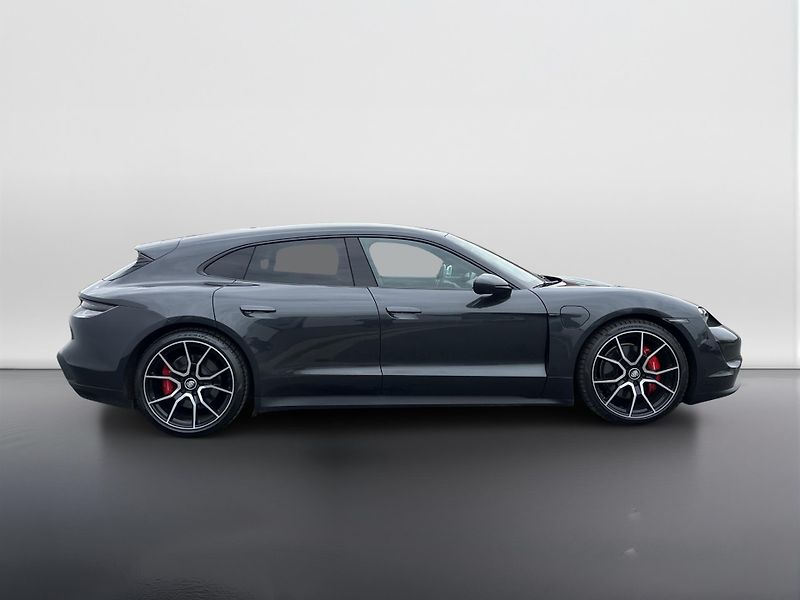 Porsche Taycan 4s Sport Turismo - fotka 6 z 30