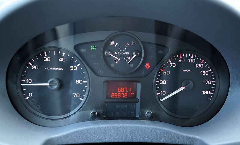 Citroën Jumpy 2.0 HDI, 120 PS/ČR/L1H1 - fotka 26 z 31