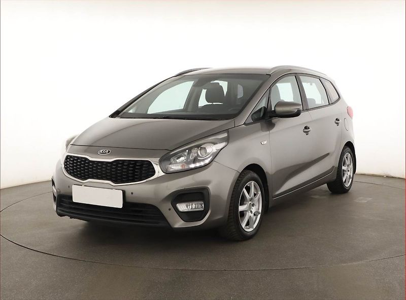 Kia Carens (2018) 1.7 CRDi, 7 míst, Navi - fotka 2 z 17