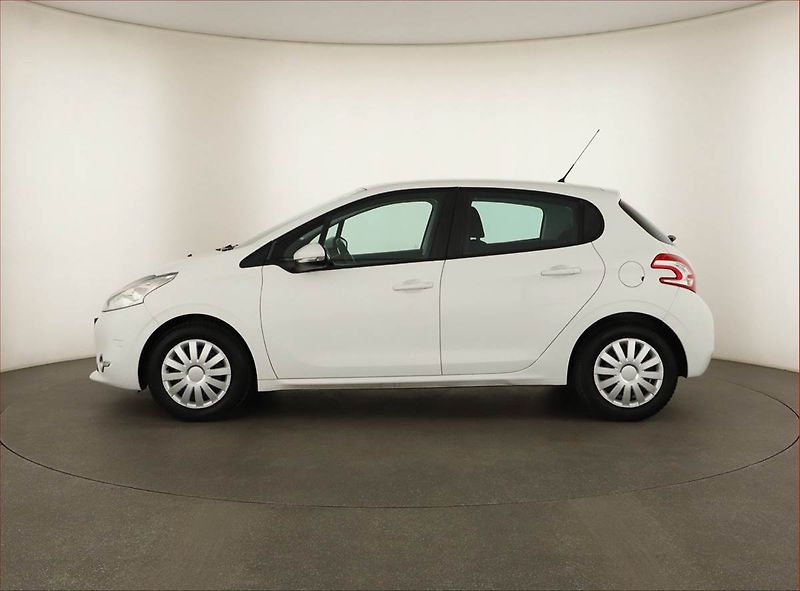 Peugeot 208 (2014) 1.2 PureTech, Tempomat - fotka 3 z 12
