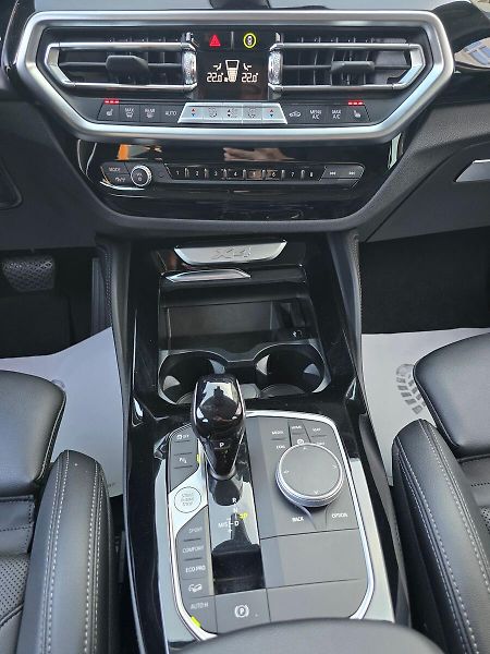 BMW X4 Xdrive 20d At KŮŽE KAMERA NAVI - fotka 14 z 47