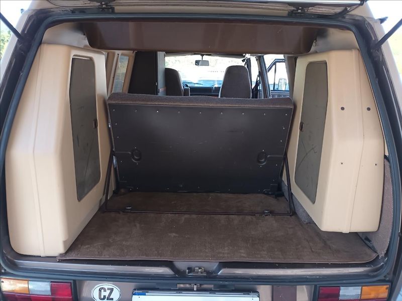 Volkswagen Caravelle 1,9 i,T3 Westfalia,SPRCHA,WC, - fotka 38 z 49