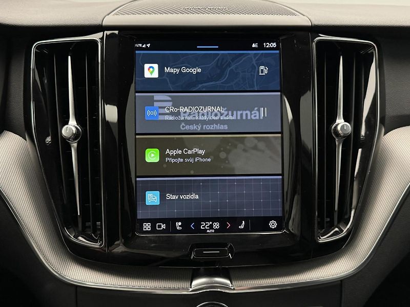 Volvo XC60 B4 AWD BRIGHT PLUS AUT - fotka 6 z 40
