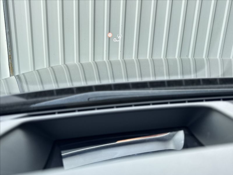 Audi A8 3,0 50 TDI QUATTRO LASER DPH - fotka 27 z 50